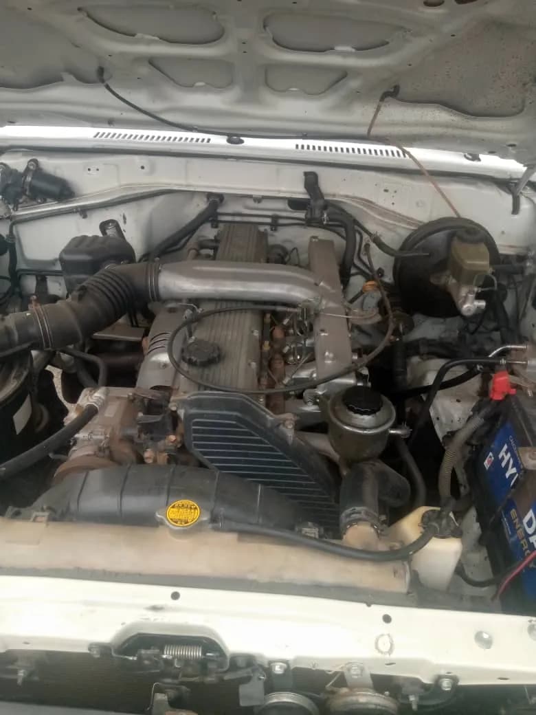 Land cruiser camionette — photo 5