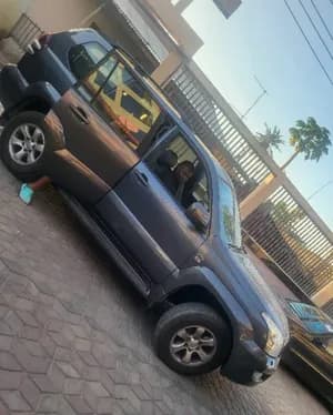 Voiture Toyota land cruiser prado D
