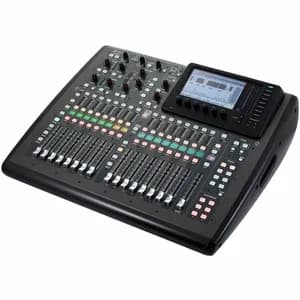 Behringer à loué