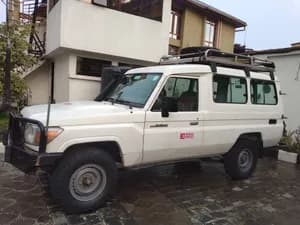 Land cruiser TOYOTA